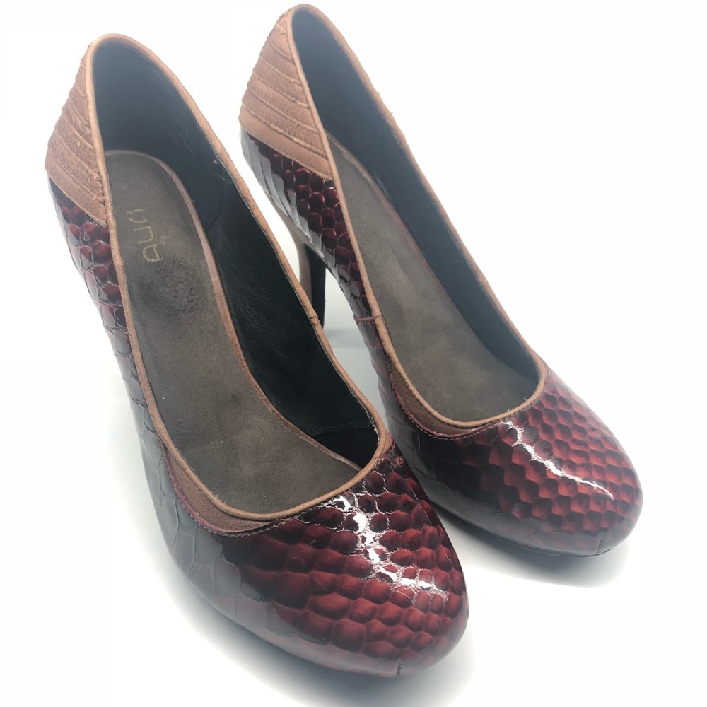Auri	Leona Tequila Sunrise Pump Heel Size 10